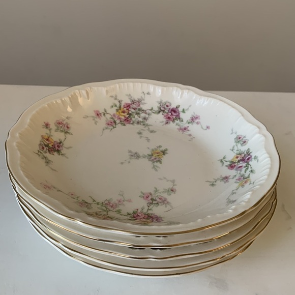 Set of 5‎ Theodore Haviland soup Or salad plates Floral Dinnerware Set Gold Trim - Picture 1 of 12